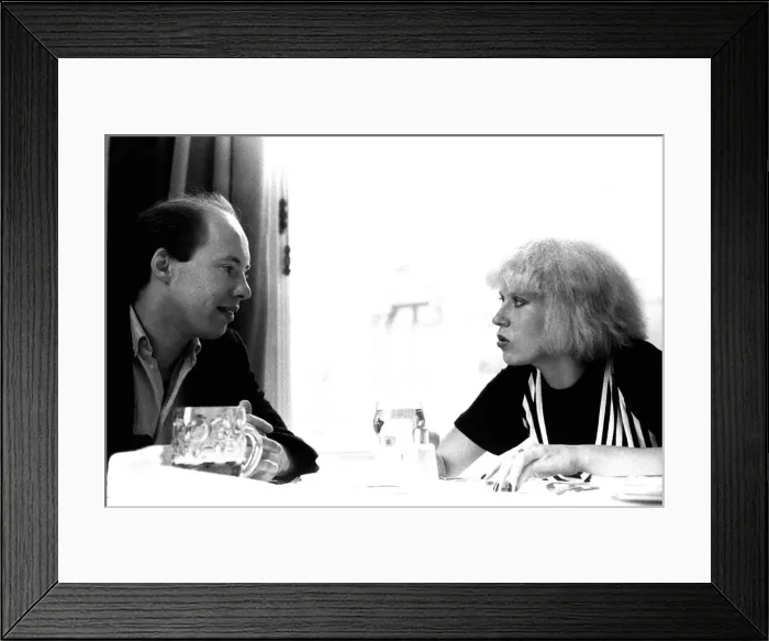 Framed Print : Pop diva Hazel O Connor is interviewed by reporter Mark Dawson