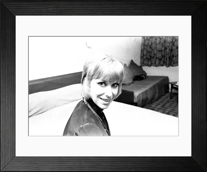 Framed Print : Durham born actress Wendy Craig was a special guest at a preview of a new Trust House