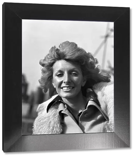 New Faces TV Discovery: Comedy Girl: Marti Caine. October 1975 S75-5741