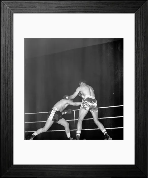 Framed Print : Sport: Boxing. Scenes from the Henry Cooper vs. Joe Erskine fight. March 1961 P1863-011 Framed Print : Sport: Boxing. Scenes from the Henry Cooper vs. Joe Erskine fight. March 1961 P1863-011