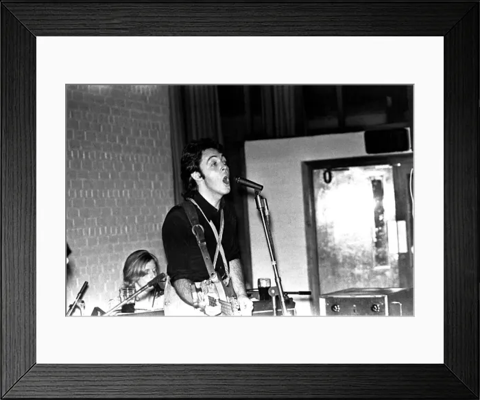 Framed Print : Wings play at the Newcastle University 13 February 1972 - Paul McCartney with wife Linda