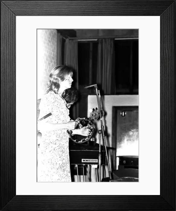 Framed Print : Wings play at the Newcastle University 13 February 1972 - Linda McCartney Framed Print : Wings play at the Newcastle University 13 February 1972 - Linda McCartney