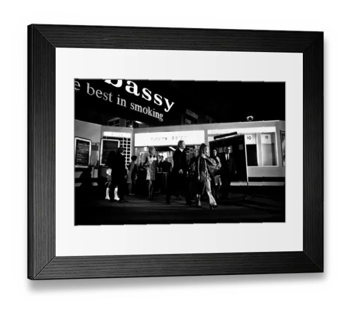 Framed Print : Film legend Michael Caine in Newcastle Central Station during the filming of Get Carter Framed Print : Film legend Michael Caine in Newcastle Central Station during the filming of Get Carter