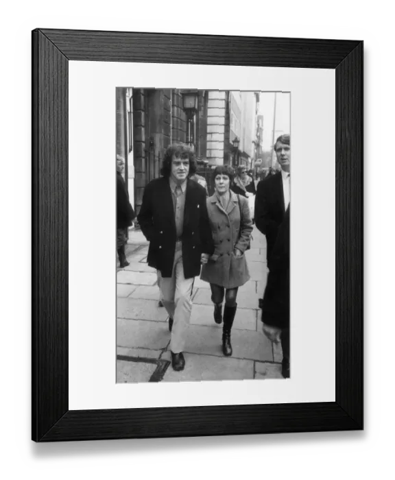 Framed Print : Joe Cocker and his wife appearing on drug charges at Malborough Street Court, London Framed Print : Joe Cocker and his wife appearing on drug charges at Malborough Street Court, London