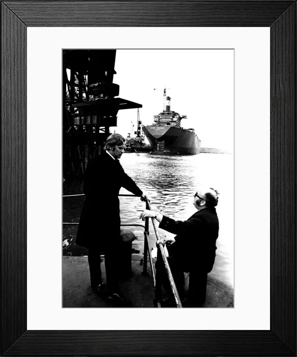 Framed Print : Michael Caine in a scene from the film Get Carter. Hebburn-Wallsend ferry landing Framed Print : Michael Caine in a scene from the film Get Carter. Hebburn-Wallsend ferry landing