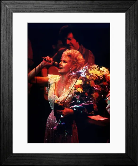 Framed Print : Tammy Wynette May 1988 Country & Western singer songwriter Framed Print : Tammy Wynette May 1988 Country & Western singer songwriter