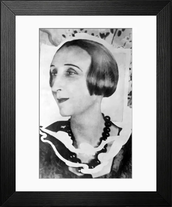 Framed Print : English poet and writer Edith Sitwell. Circa 1910 Framed Print : English poet and writer Edith Sitwell. Circa 1910