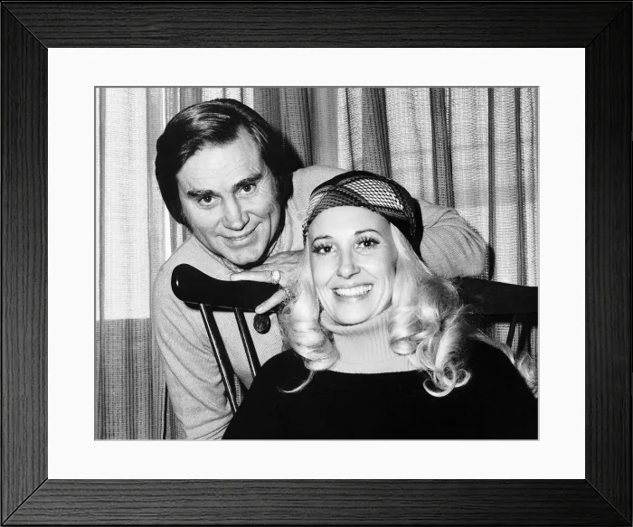 Framed Print : Tammy Wynette November 1976. Country & Western Singer Songwriter Framed Print : Tammy Wynette November 1976. Country & Western Singer Songwriter