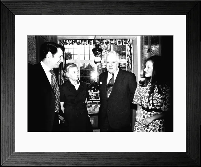 Framed Print : Actor Andrew Cruickshank, currently appearing at the Theatre Royal