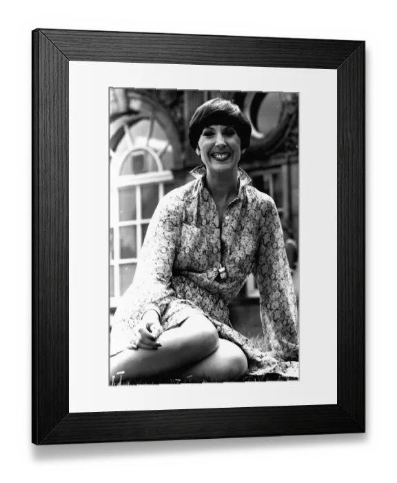 Framed Print : Anita Harris singer in Newcastle where she is to appear in the Variety Extravaganza