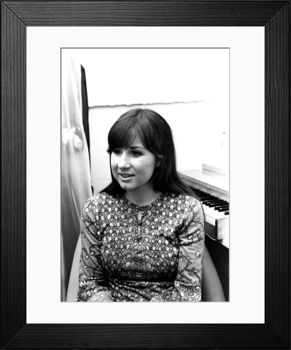 Framed Print : Singer Judith Durham who used to sing with The Seekers, in Newcastle during her solo Framed Print : Singer Judith Durham who used to sing with The Seekers, in Newcastle during her solo