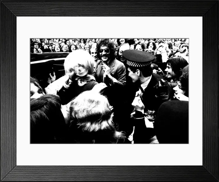 Framed Print : Three thousand women turned up to see actor Peter Wyngard Framed Print : Three thousand women turned up to see actor Peter Wyngard