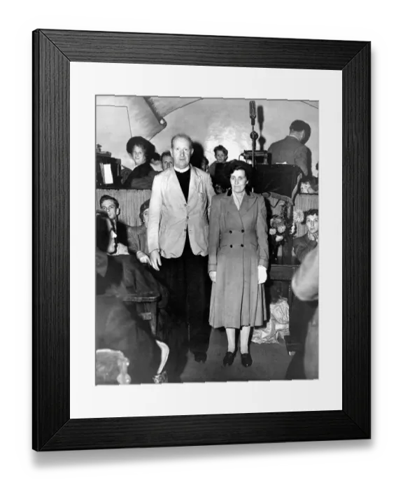 Framed Print : The Divine Healing Campaign in Birtley, County Durham conducted by Howell M