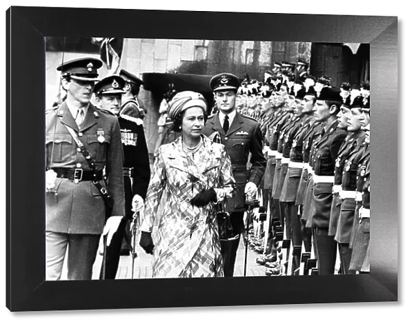Queen Elizabeth II inspects the soldiers who formed the guard of honour during her visit
