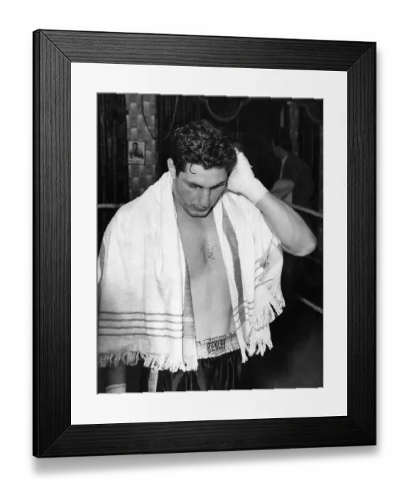 Framed Print : Boxer Mike de John training at Cardiff. Circa 1970 P005754