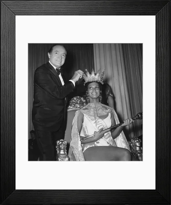 Framed Print : Miss World 1970 winner Miss Grenada Jennifer Hosten Framed Print : Miss World 1970 winner Miss Grenada Jennifer Hosten