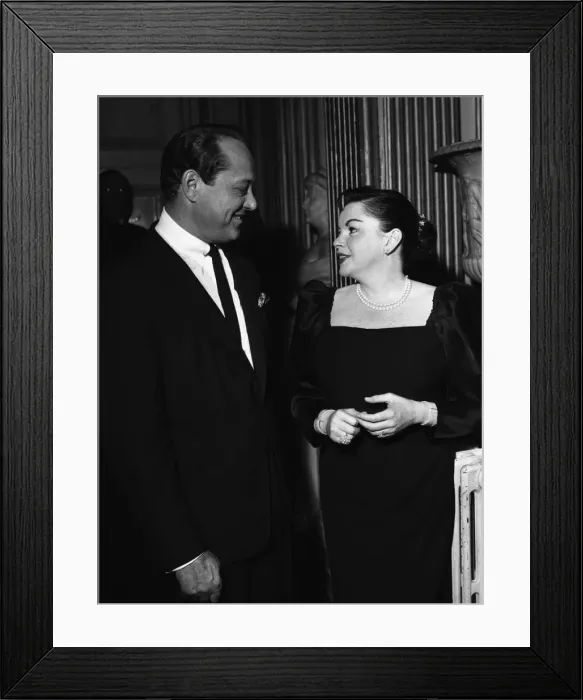 Framed Print : Judy Garland with her husband Sydney Luft at the Savoy Hotel in London 1957 Framed Print : Judy Garland with her husband Sydney Luft at the Savoy Hotel in London 1957
