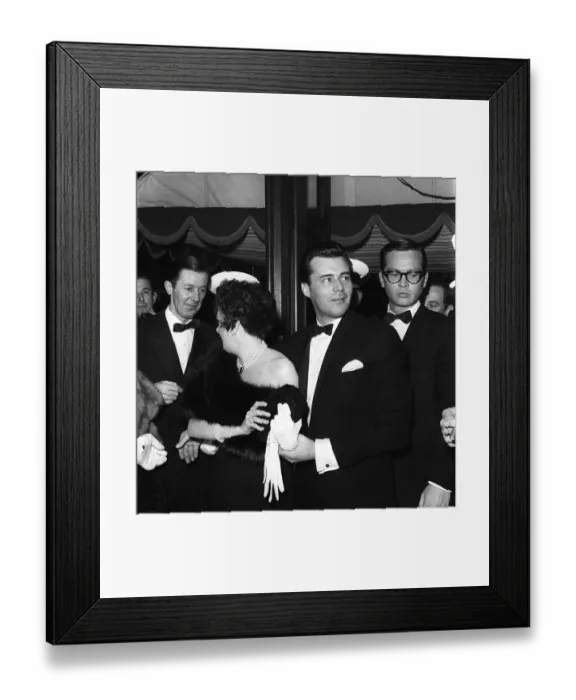 Framed Print : Actors Dirk Bogarde and Judy Garland 1963