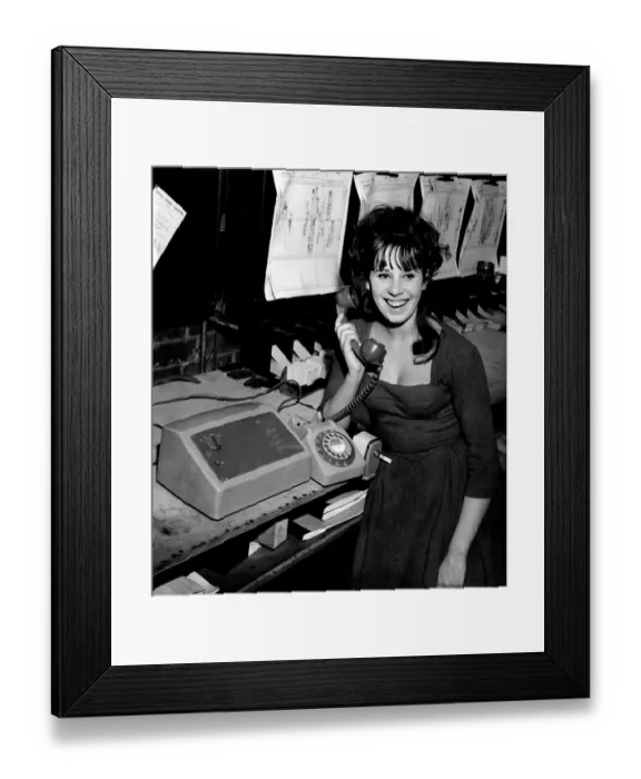Framed Print : Miss. Marti Webb, who plays Nancy in the musical Oliver Framed Print : Miss. Marti Webb, who plays Nancy in the musical Oliver