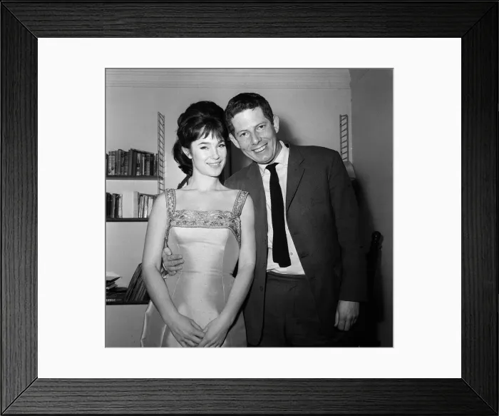 Framed Print : Actress Shirley Anne Field with Derek Jameson, picture editor of the Sunday Mirror Framed Print : Actress Shirley Anne Field with Derek Jameson, picture editor of the Sunday Mirror