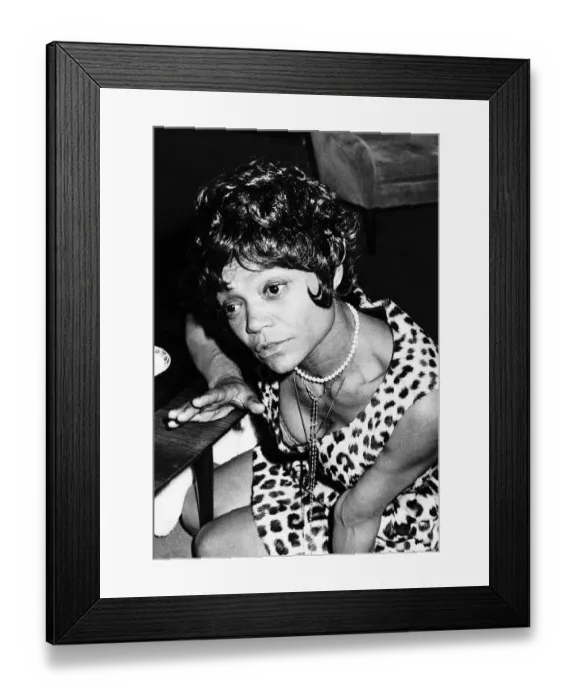 Framed Print : American singer and actress Eartha Kitt at Heathrow Airport as she arrives in the UK to Framed Print : American singer and actress Eartha Kitt at Heathrow Airport as she arrives in the UK to