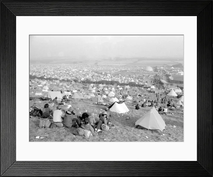Framed Print : General scene at the Isle of Wight Pop Festival 30th August 1970 Framed Print : General scene at the Isle of Wight Pop Festival 30th August 1970
