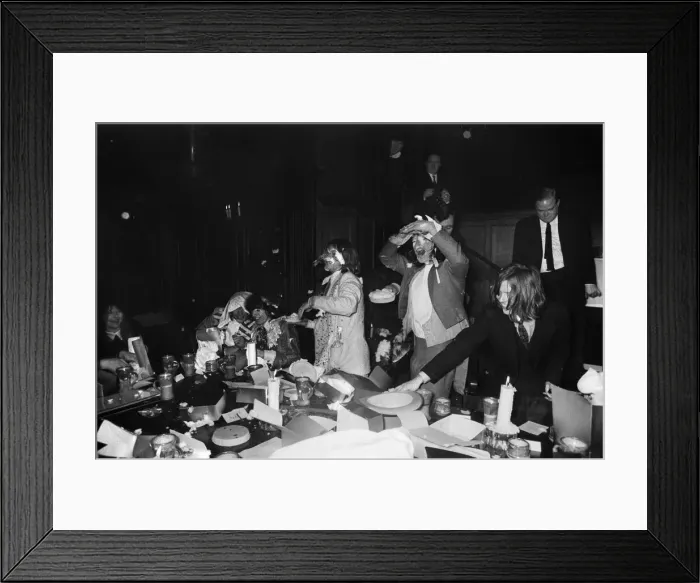 Framed Print : The Rolling Stones launch their Beggars Banquet album at the Elizabethan Room, Gore Hotel