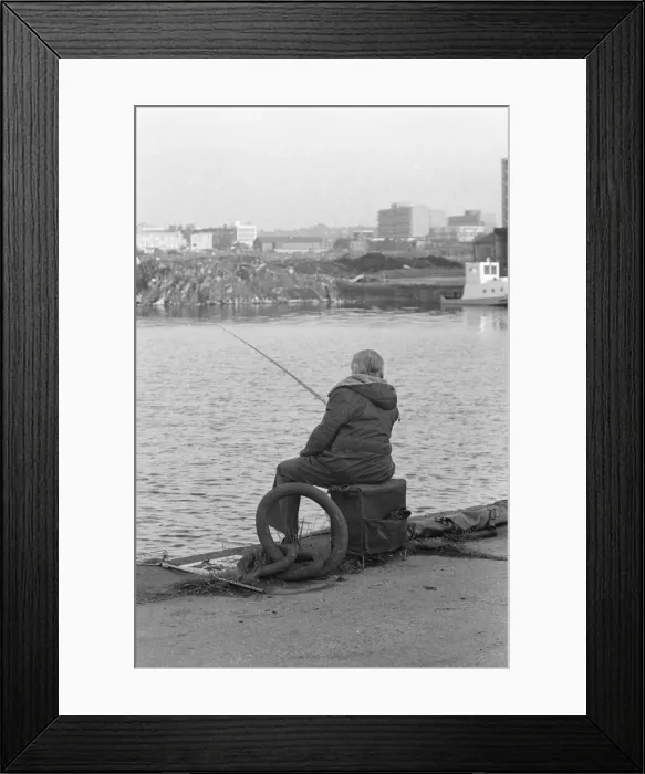 Framed Print : A competitor in the Daily MIrror Angling Competition at Surrey Docks, London Framed Print : A competitor in the Daily MIrror Angling Competition at Surrey Docks, London