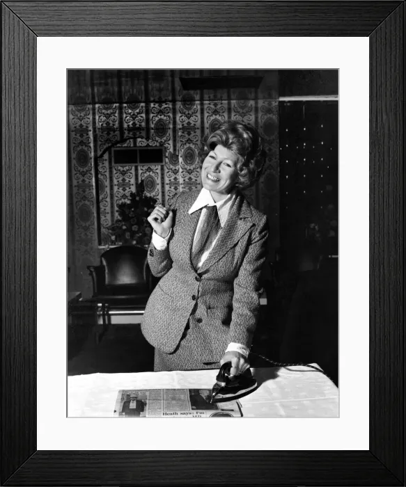 Framed Print : Singer: Faith Brown. February 1975 75-00738-006