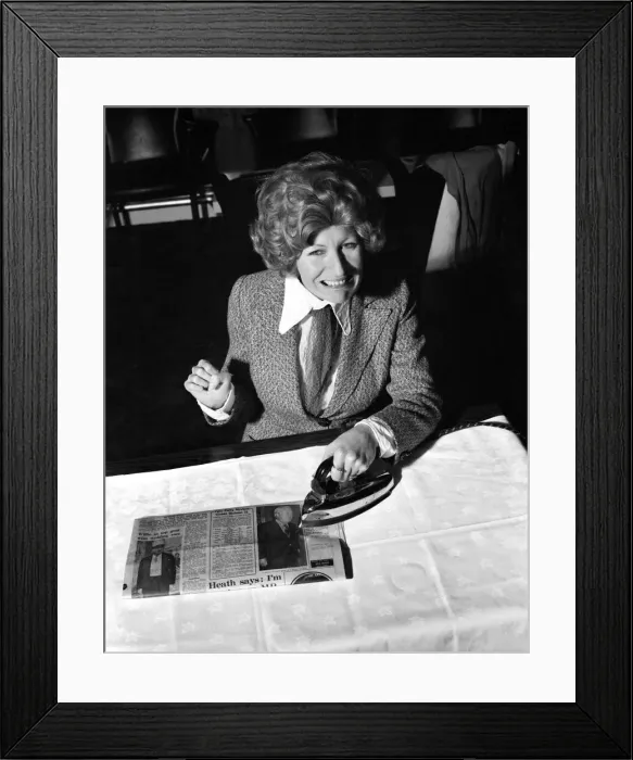 Framed Print : Singer: Faith Brown. February 1975 75-00738-003