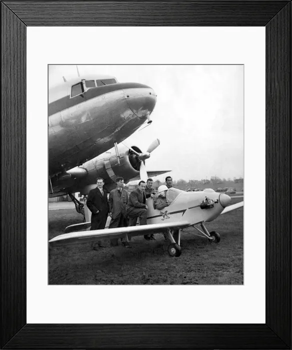 Framed Print : Presenting a new plane that will fly to Paris from Croydon for 15s. 6d
