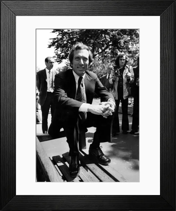 Framed Print : Andys Back In Town: Popular American singer Andy Williams arrived in London Framed Print : Andys Back In Town: Popular American singer Andy Williams arrived in London