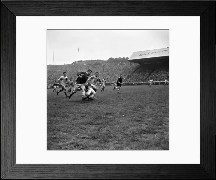 Framed Print : Rugby League: Wakefield v. Wigan. June 1960 M4449-004 Framed Print : Rugby League: Wakefield v. Wigan. June 1960 M4449-004