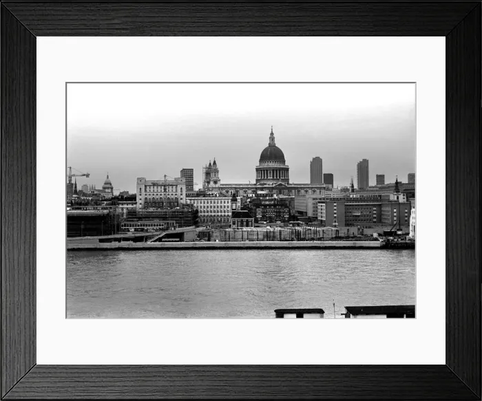 Framed Print : Cityscape: Thames: Panoramic. London Skyline Panorama. February 1977 77-00065-006 Framed Print : Cityscape: Thames: Panoramic. London Skyline Panorama. February 1977 77-00065-006