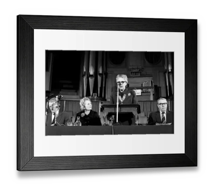 Framed Print : Mrs. Margaret Thatcher Talks to Tradesmen. Mrs. Thatcher looking up to Miss Mildred Head Framed Print : Mrs. Margaret Thatcher Talks to Tradesmen. Mrs. Thatcher looking up to Miss Mildred Head