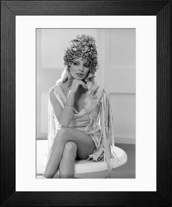 Framed Print : Actress Joan Collins. January 1975 75-00431-005 Framed Print : Actress Joan Collins. January 1975 75-00431-005
