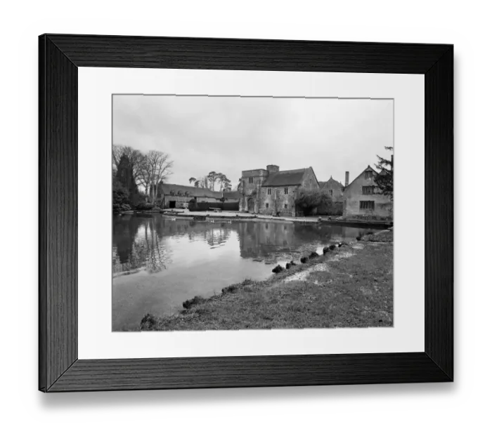 Framed Print : Cothay Manor, near Wellington, Somerset February 1975 75-00699-001