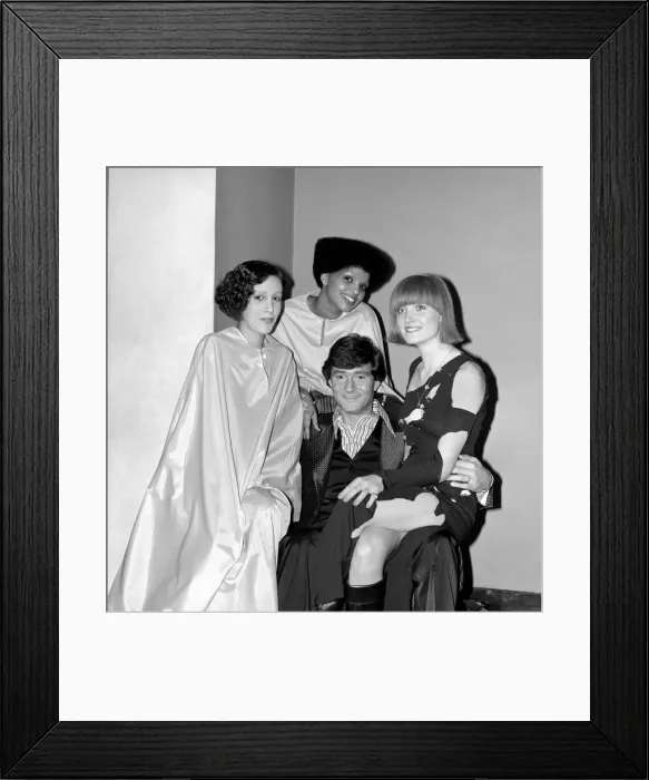 Framed Print : Hair Fashion Talk. L / R Bernadette (one eyed wave), Joan Daye (flat top Afro style) Framed Print : Hair Fashion Talk. L / R Bernadette (one eyed wave), Joan Daye (flat top Afro style)