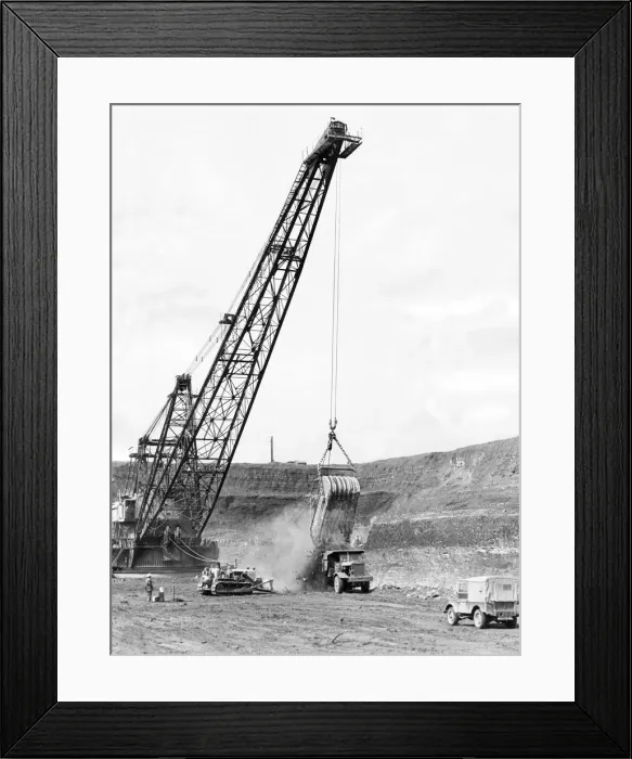 Framed Print : Twenty two tons of stone drops into a Euclid'carrier Framed Print : Twenty two tons of stone drops into a Euclid'carrier