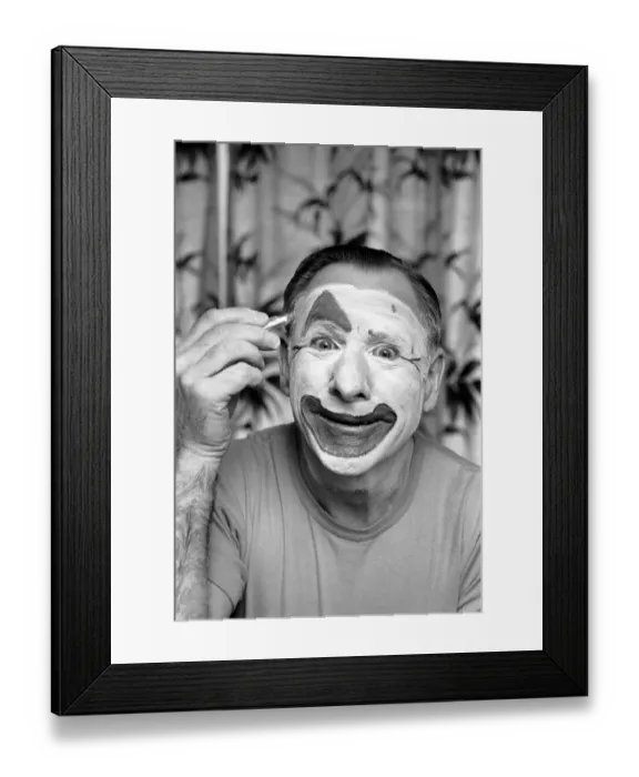 Framed Print : Entertainment: Clowns Blowey the clown seen here putting on his make-up before a Framed Print : Entertainment: Clowns Blowey the clown seen here putting on his make-up before a