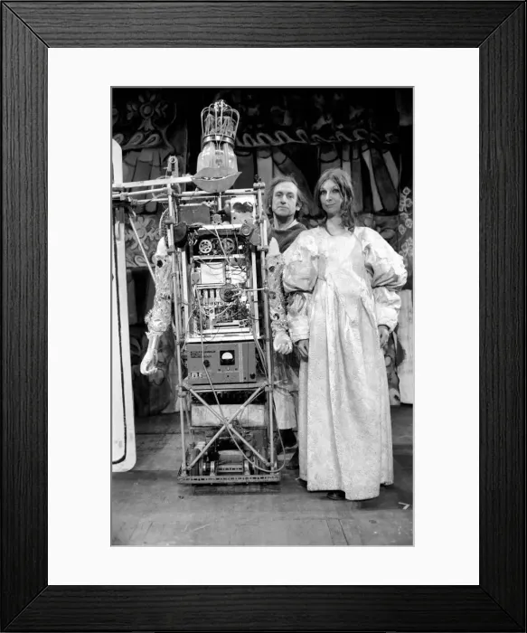 Framed Print : Unusual: Theatre. Machine. The Robot, Anne, Queen of France - actress Jill Bruce Framed Print : Unusual: Theatre. Machine. The Robot, Anne, Queen of France - actress Jill Bruce