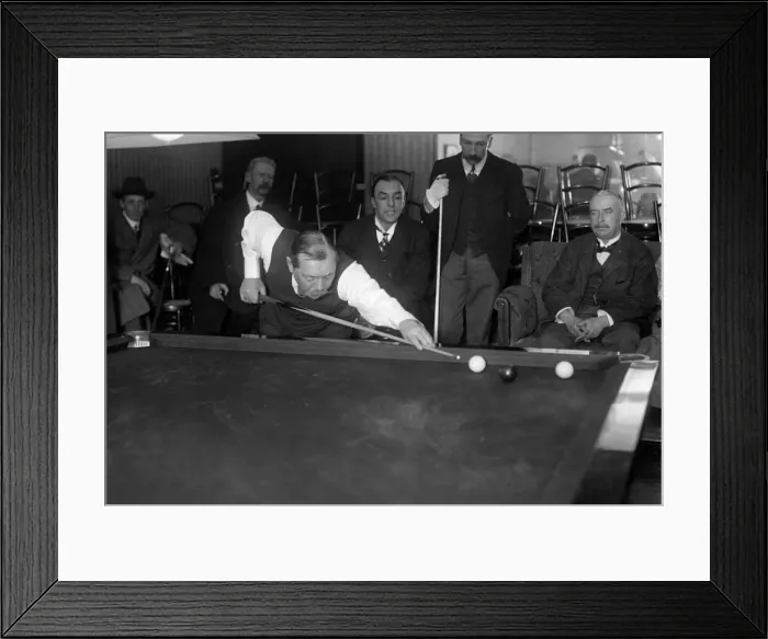 Framed Print : Sir Arthur Conan Doyle playing in the 2nd round of the London qualifying competition of