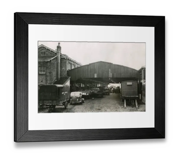Framed Print : Coventry Goods Yard, Grosvenor Road, Coventry. 29th November 1960
