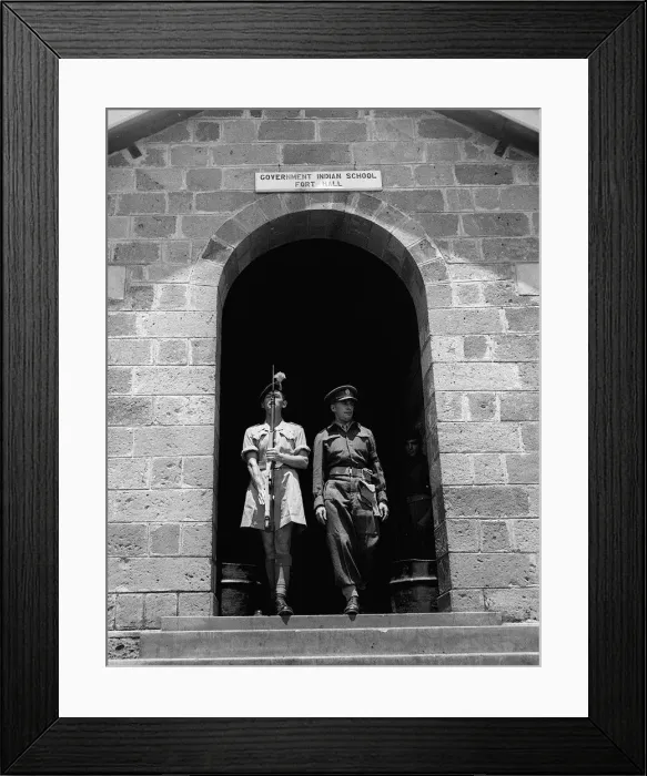 Framed Print : Men from the Lancashire Fusiliers based at Fort Hall 1952 October 1952