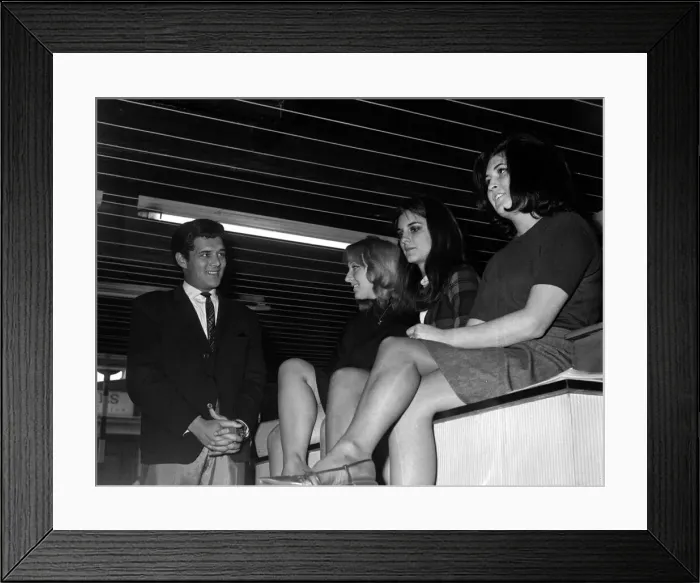 Framed Print : Former Pop idol Eden Kane is now distributing his own records Framed Print : Former Pop idol Eden Kane is now distributing his own records