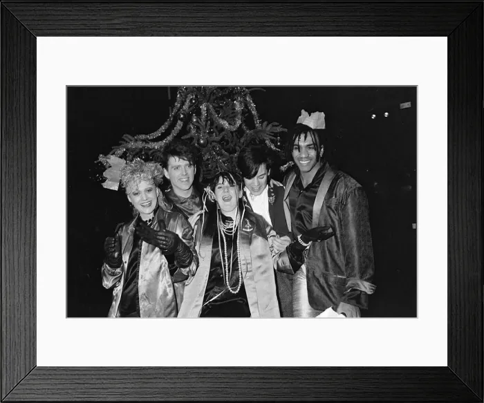 Framed Print : Tom Bailey, Alaanah Currie and Josh Leeway who form British pop group The Thompson Twins Framed Print : Tom Bailey, Alaanah Currie and Josh Leeway who form British pop group The Thompson Twins
