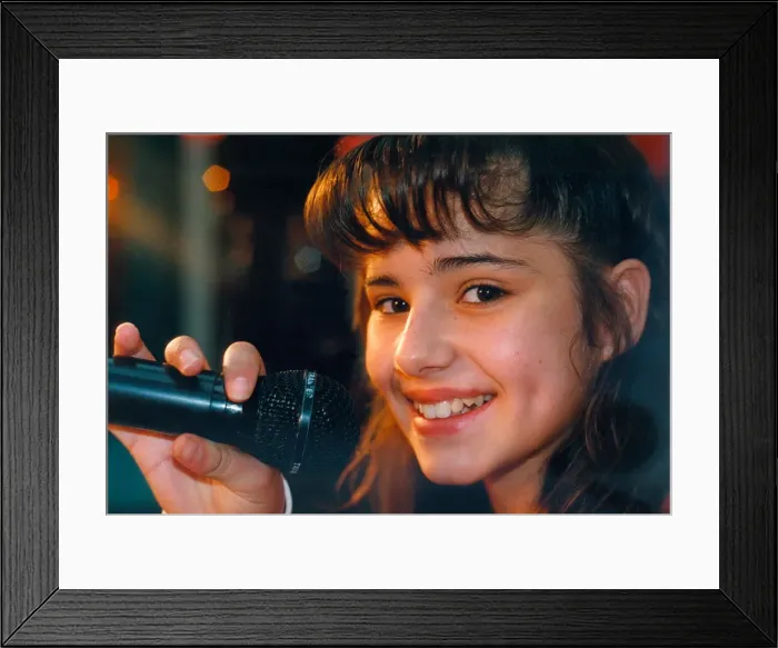 Framed Print : Singer Cheryl Tweedy, aged 13 Framed Print : Singer Cheryl Tweedy, aged 13