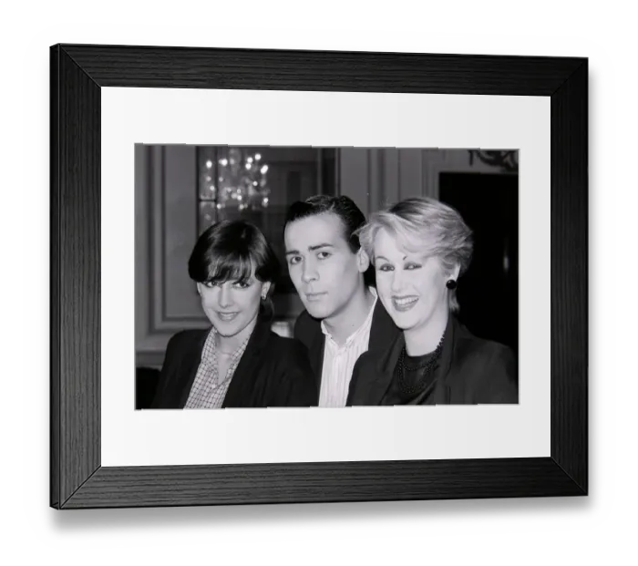 Framed Print : British pop group The Human League-left to right: Joanne Catherall