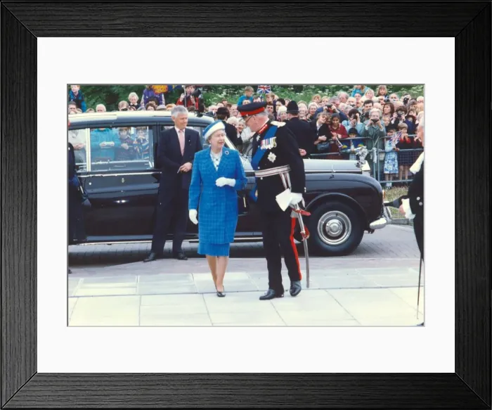 Framed Print : Queen Elizabeth II visits the town of Bedlington in Northumberland 26th June 1993 Framed Print : Queen Elizabeth II visits the town of Bedlington in Northumberland 26th June 1993