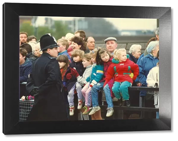 Queen Elizabeth II visits the North East - Crowds wait for the Queen at Heworth Metro